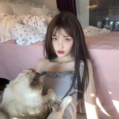 换妆游戏海报