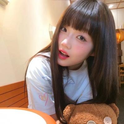 女仆海报